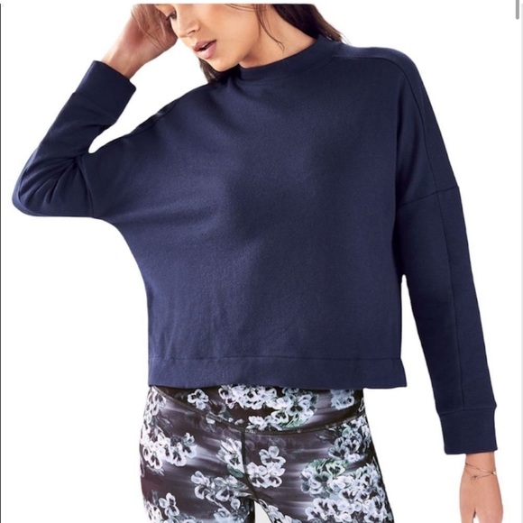 Fabletics Selena Terry High-Low Pullover NWT Navy Blue Workout Athleisure - Picture 5 of 5
